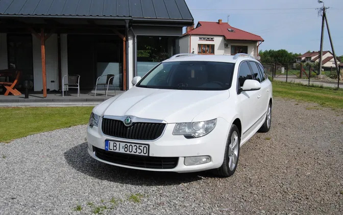 skoda człopa Skoda Superb cena 38500 przebieg: 271616, rok produkcji 2013 z Człopa
